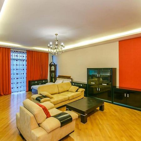 Red Apartment Vip City Center Baku Extérieur photo