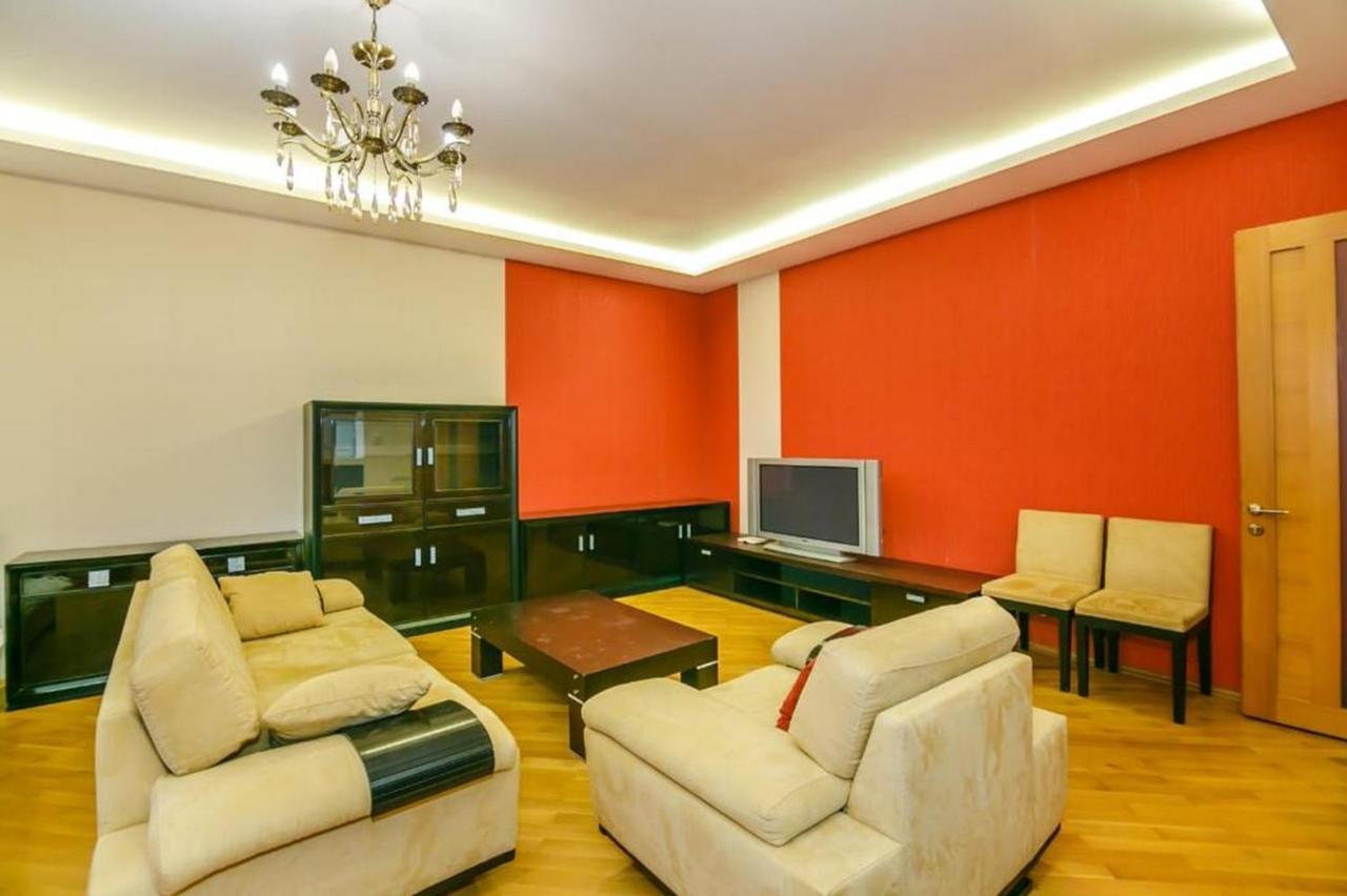 Red Apartment Vip City Center Baku Extérieur photo