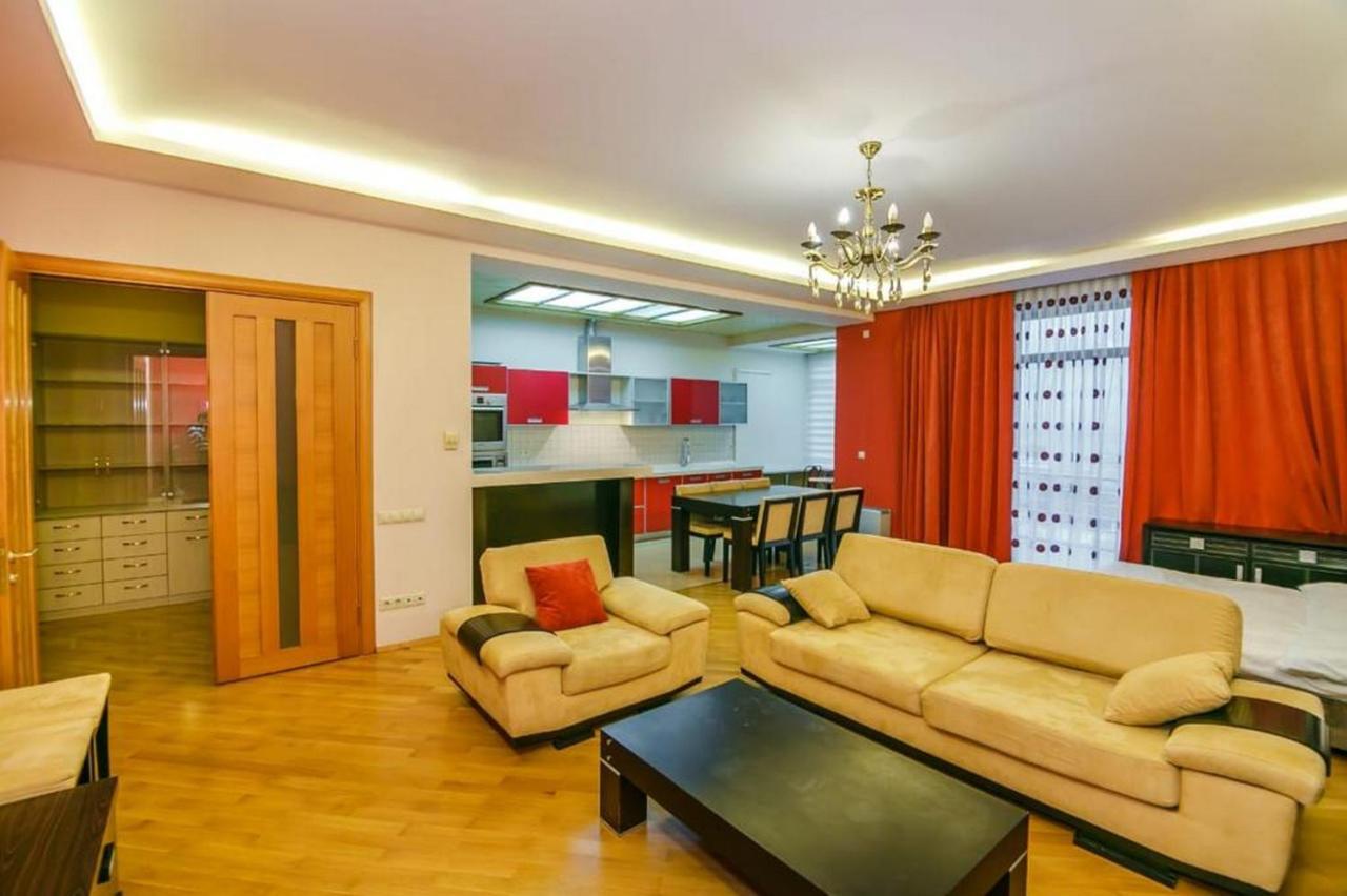 Red Apartment Vip City Center Baku Extérieur photo