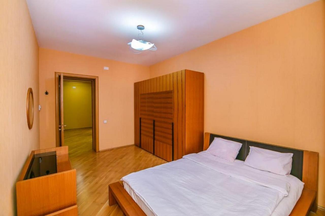 Red Apartment Vip City Center Baku Extérieur photo